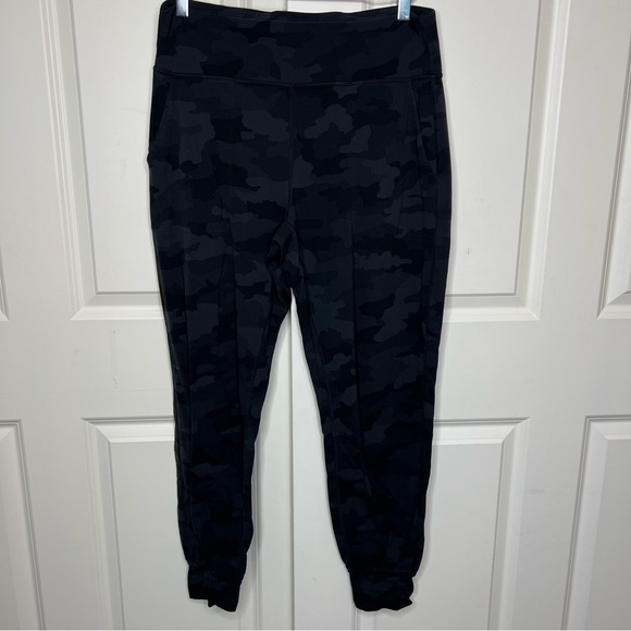 Lululemon Camo Align Jogger 12 Womens Black Grey Pants Relaxed Legging Incognito - Picture 3 of 15